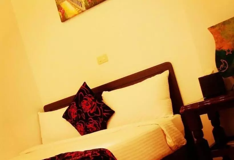 تختخواب و صبحانه 179 House