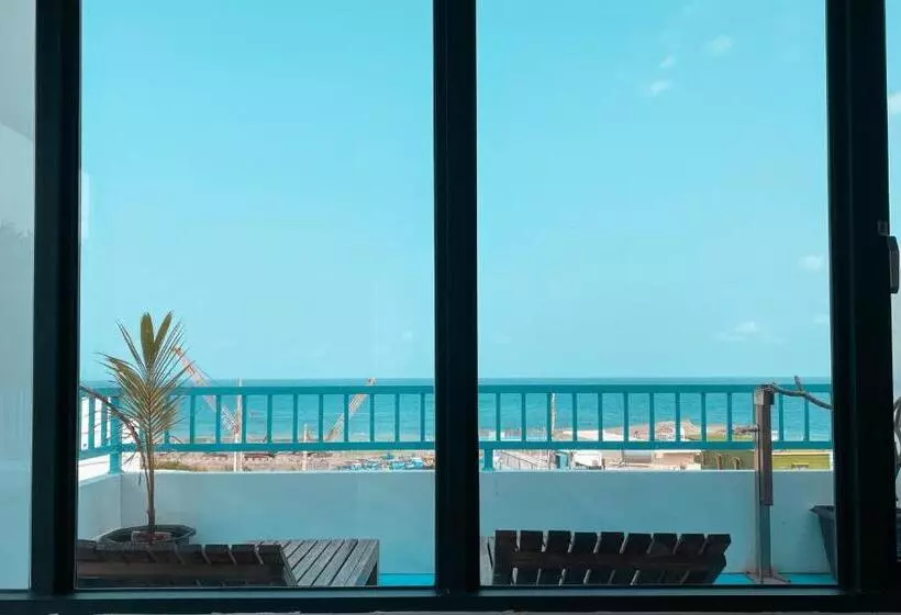تختخواب و صبحانه Lugo