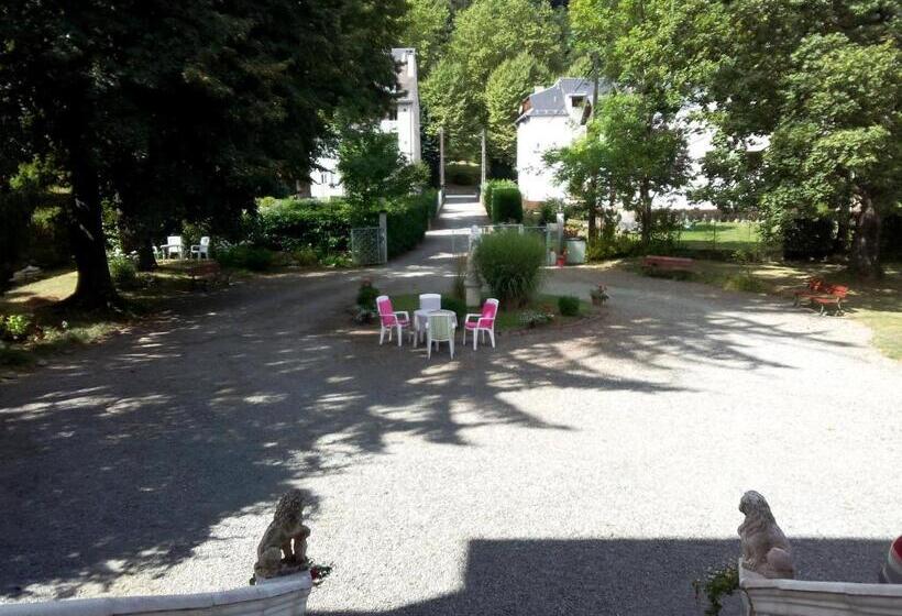 فندق Castel De La Pique