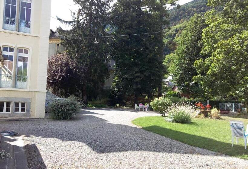 فندق Castel De La Pique