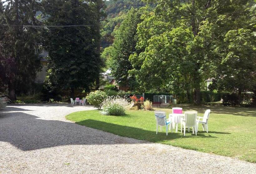 فندق Castel De La Pique