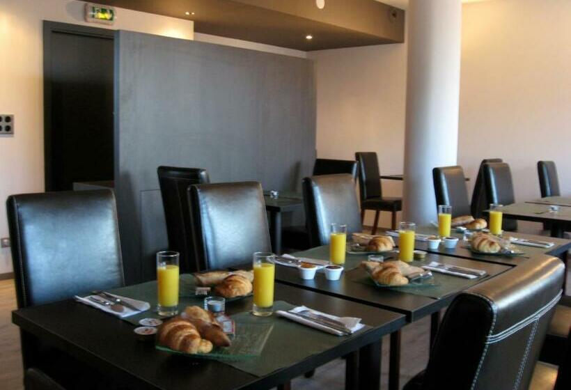 בית מלון כפרי Hôtel Bar Le Globe