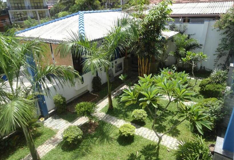 Hotel Aaradhya Mirissa