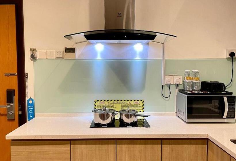 One Pacific Hotel & Serviced Apartments