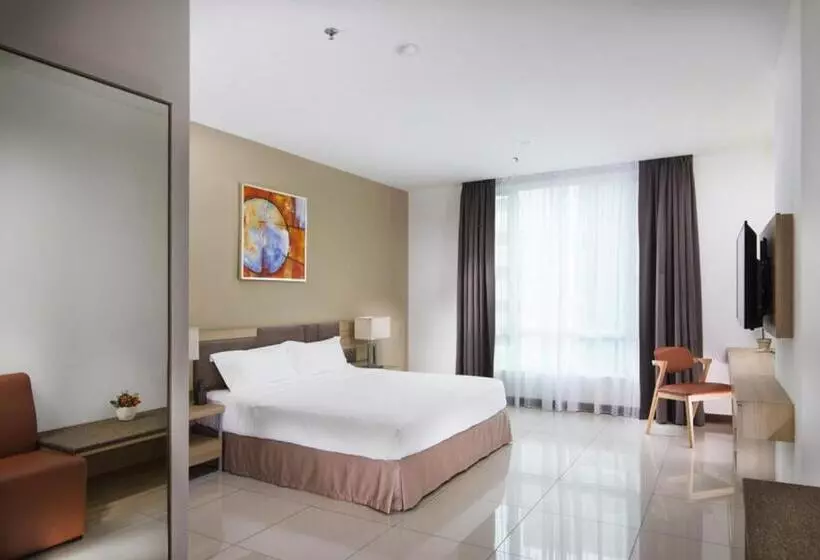 One Pacific Hotel & Serviced Apartments