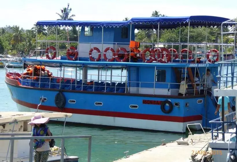 هتل Paradise Beach Resort & Diving School