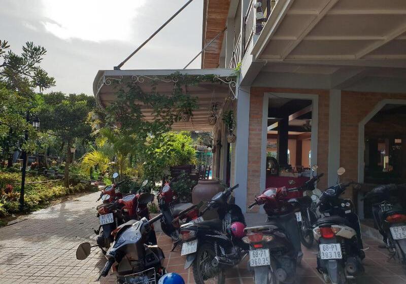 هتل Vela Phu Quoc Resort