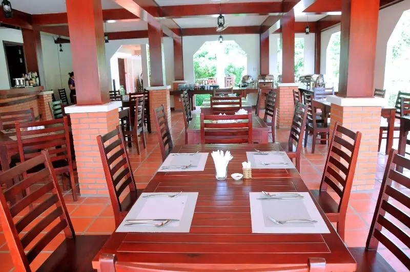 هتل Vela Phu Quoc Resort