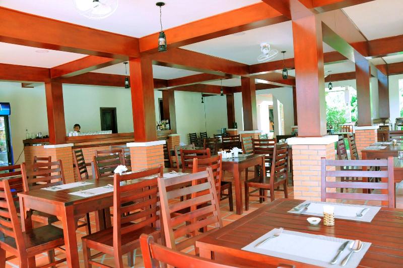 هتل Vela Phu Quoc Resort