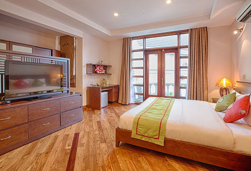 هتل Water Lily Villa