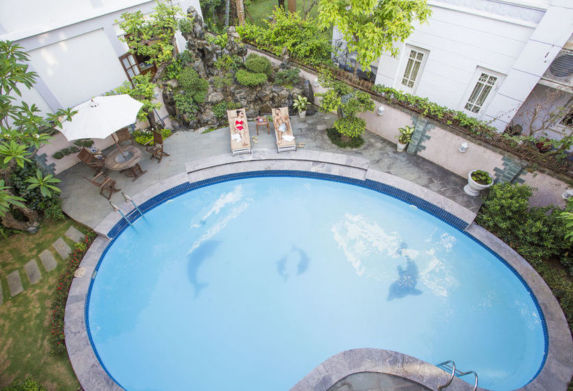 هتل Water Lily Villa