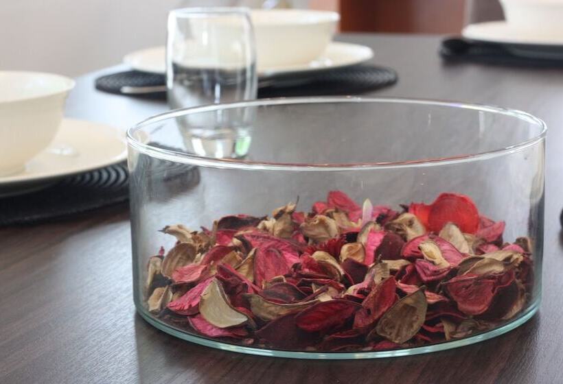 New Corner Shamrock Beach Villas Seaview