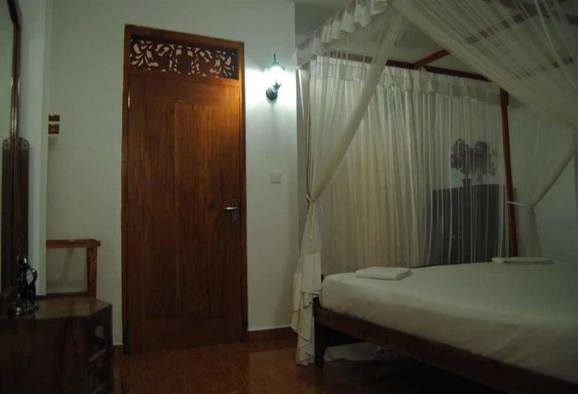 Majatalo Kumar Guest House & Apartment