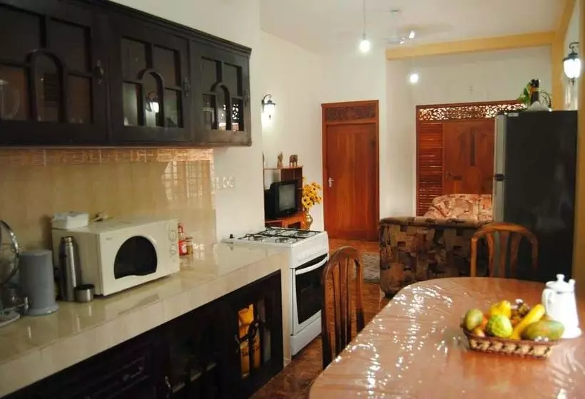Majatalo Kumar Guest House & Apartment