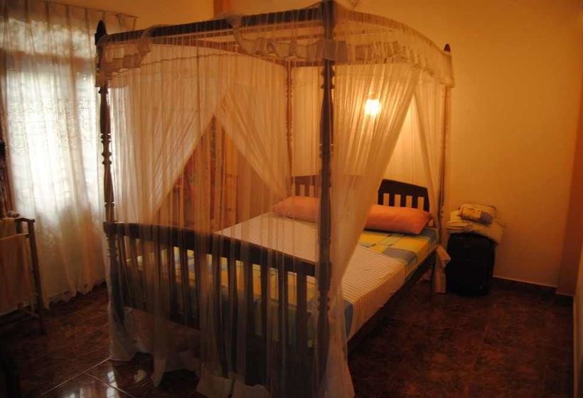 Pensão Kumar Guest House & Apartment