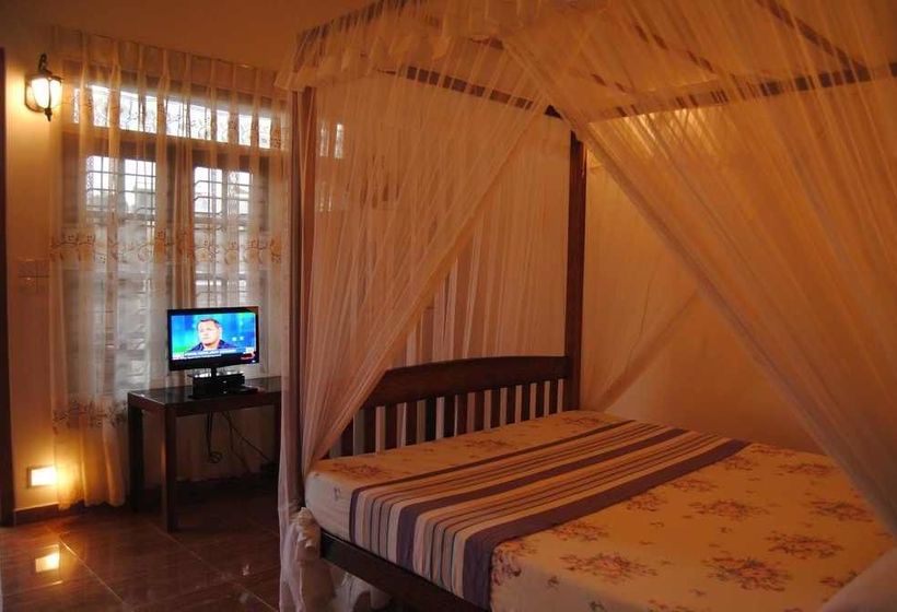 Pensão Kumar Guest House & Apartment