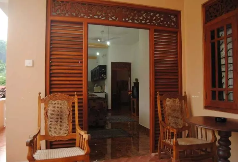 Majatalo Kumar Guest House & Apartment