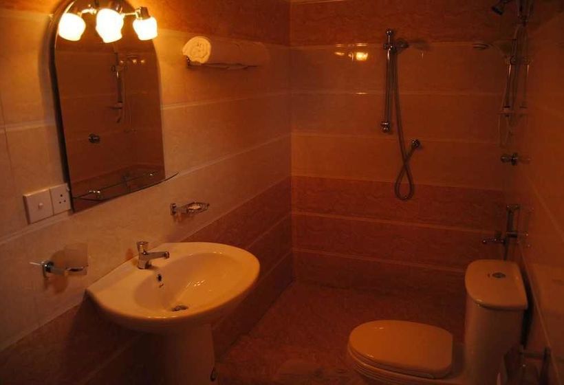 Pensão Kumar Guest House & Apartment