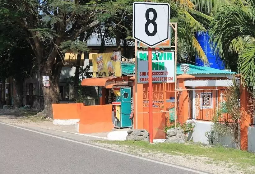 ペンション Maxvir Inn Beach Resort
