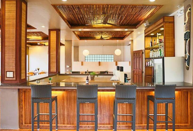 Turtle Bay Dive Resort