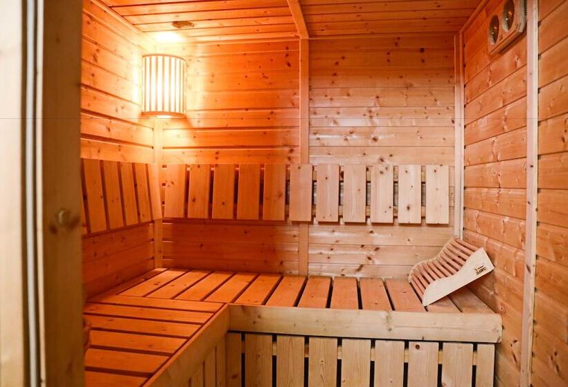 Turtle Bay Dive Resort