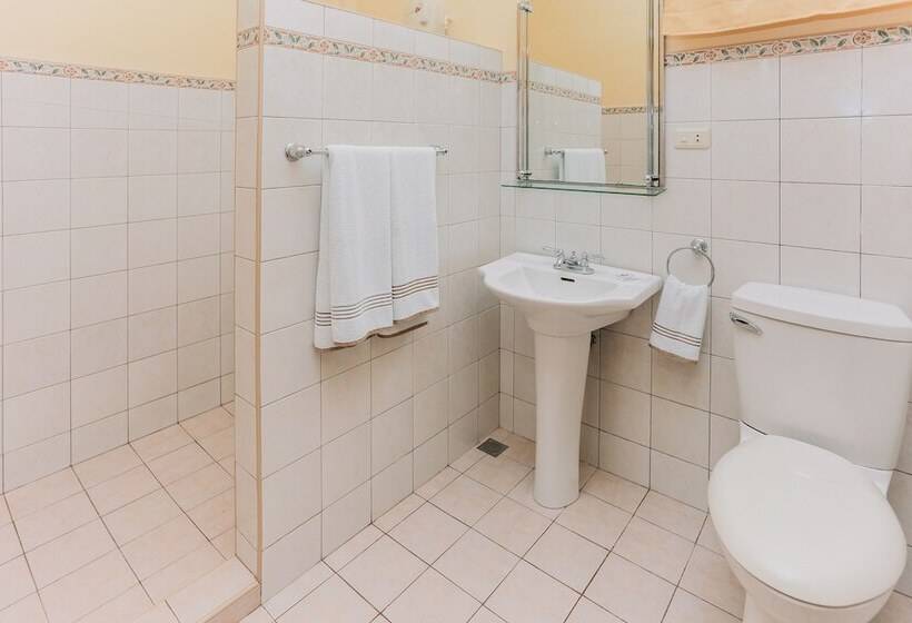 Turtle Bay Dive Resort