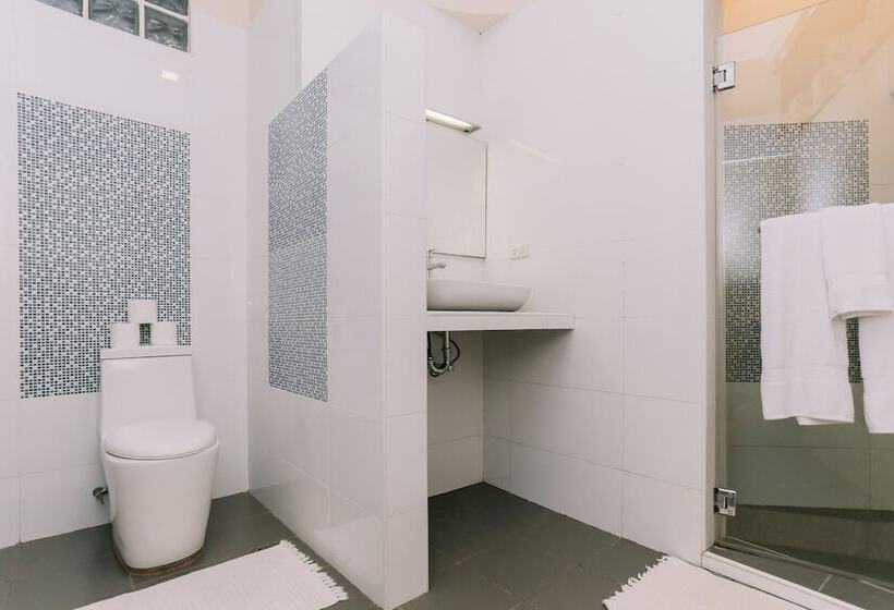 Turtle Bay Dive Resort