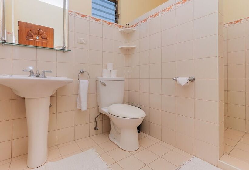 Turtle Bay Dive Resort