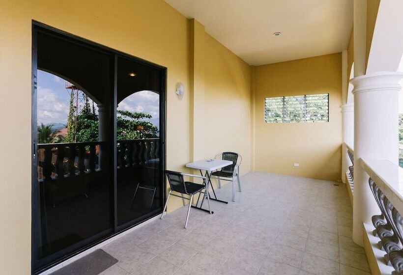 Turtle Bay Dive Resort