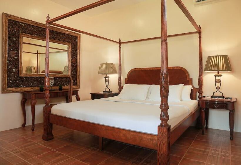 Turtle Bay Dive Resort