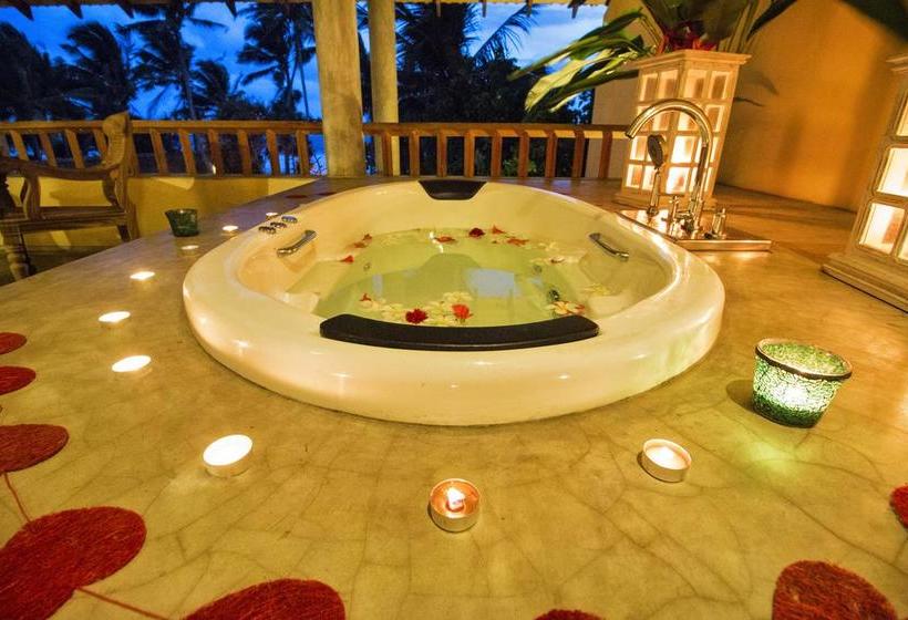 Villa Saffron Hikkaduwa