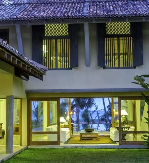Villa Saffron Hikkaduwa
