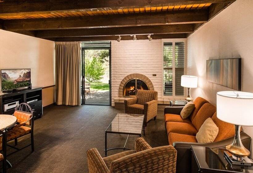 Отель Arroyo Roble Resort