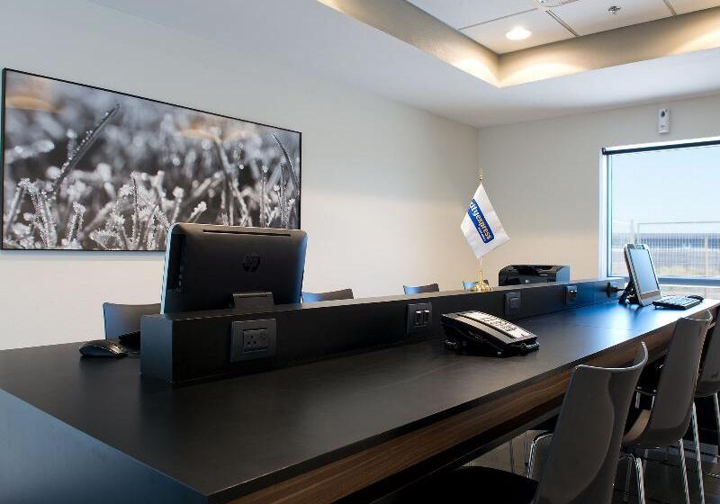 هتل City Express By Marriott Santiago Aeropuerto