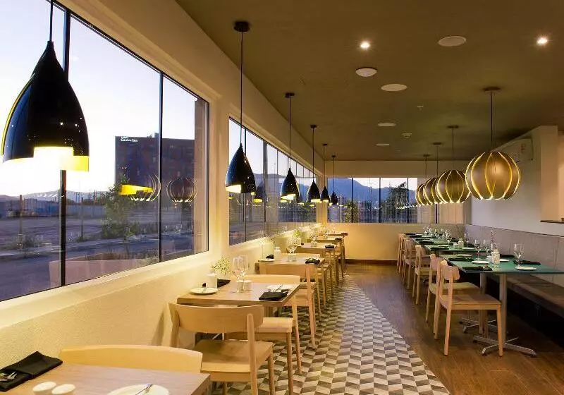 هتل City Express By Marriott Santiago Aeropuerto