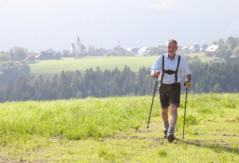 فندق Der Wilde Eder