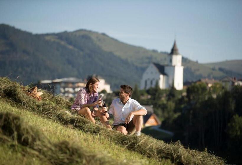 فندق Der Wilde Eder