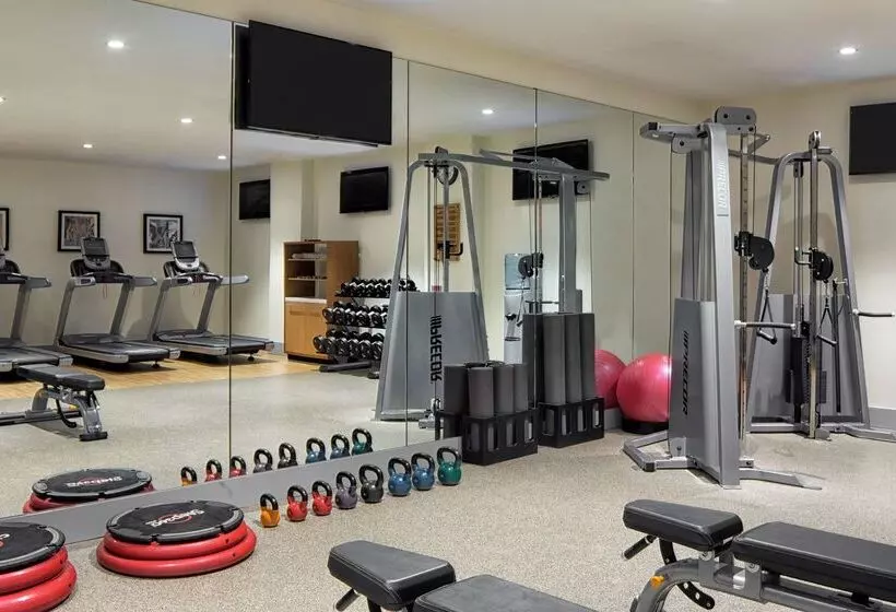 Hotelli Doubletree By Hilton  New York Times Square West