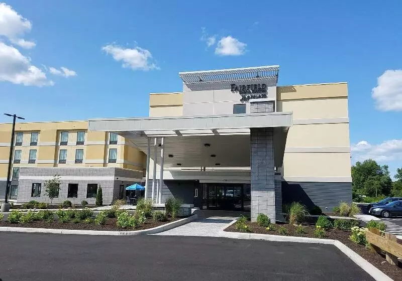 ホテル Fairfield Inn & Suites By Marriott Springfield Holyoke