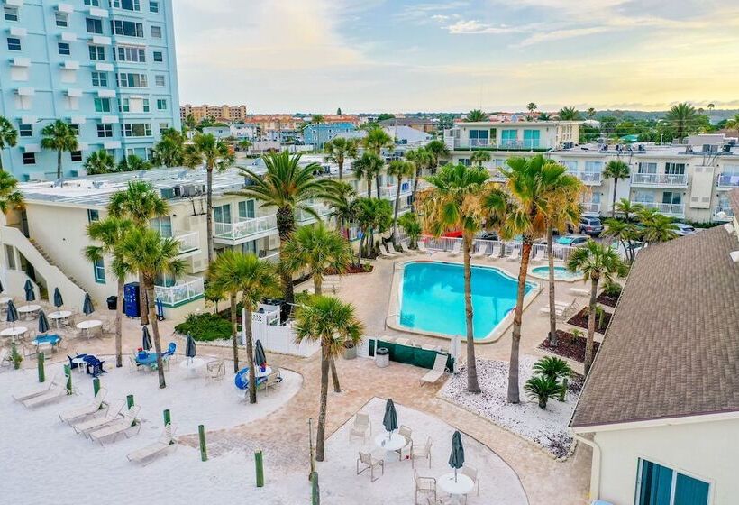 فندق Grand Shores West