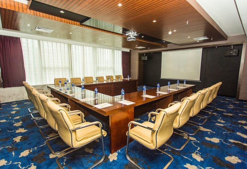 Отель Shan Shui S