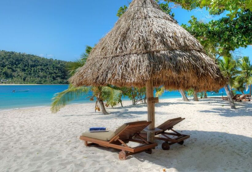 בית מלון כפרי Paradise Cove Resort