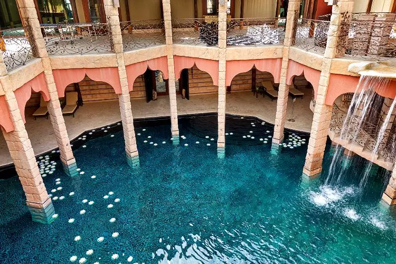 هتل Telal Resort Al Ain