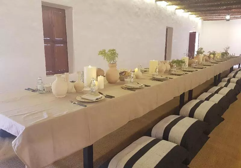 هتل Telal Resort Al Ain