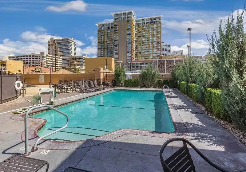 هتل Worldmark Reno