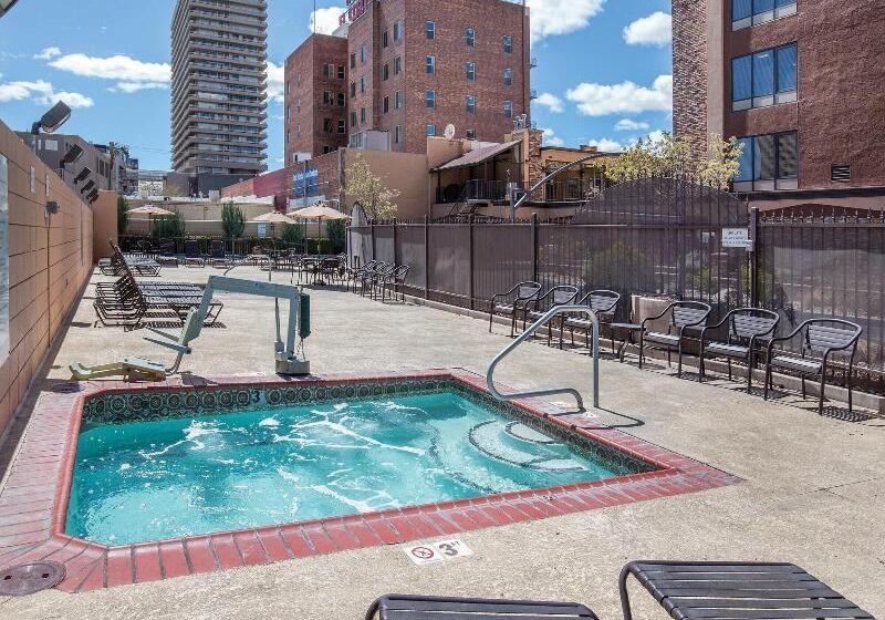 هتل Worldmark Reno