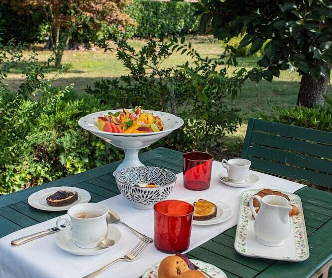 تختخواب و صبحانه I Castagni