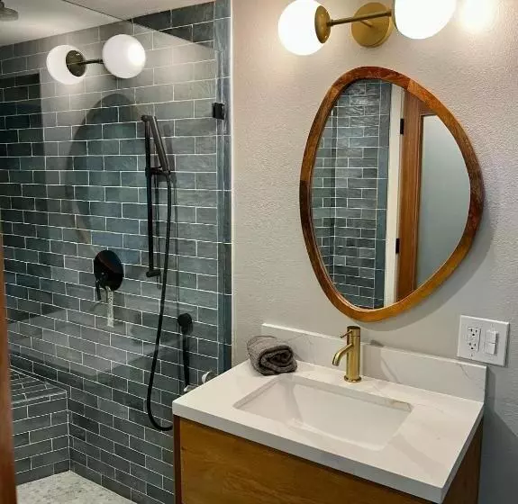 Majatalo New Modern Apt W/pool & Hot Tub In Nature