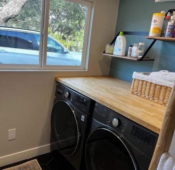 Пансион New Modern Apt W/pool & Hot Tub In Nature