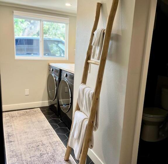 Пансион New Modern Apt W/pool & Hot Tub In Nature